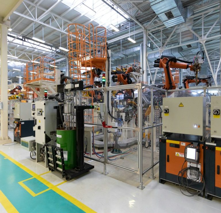 Data Centers & Manufacturing Managing Data Center Space