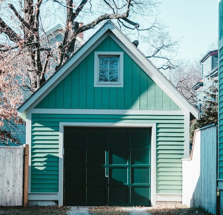 Detached Garage Detached Garage
